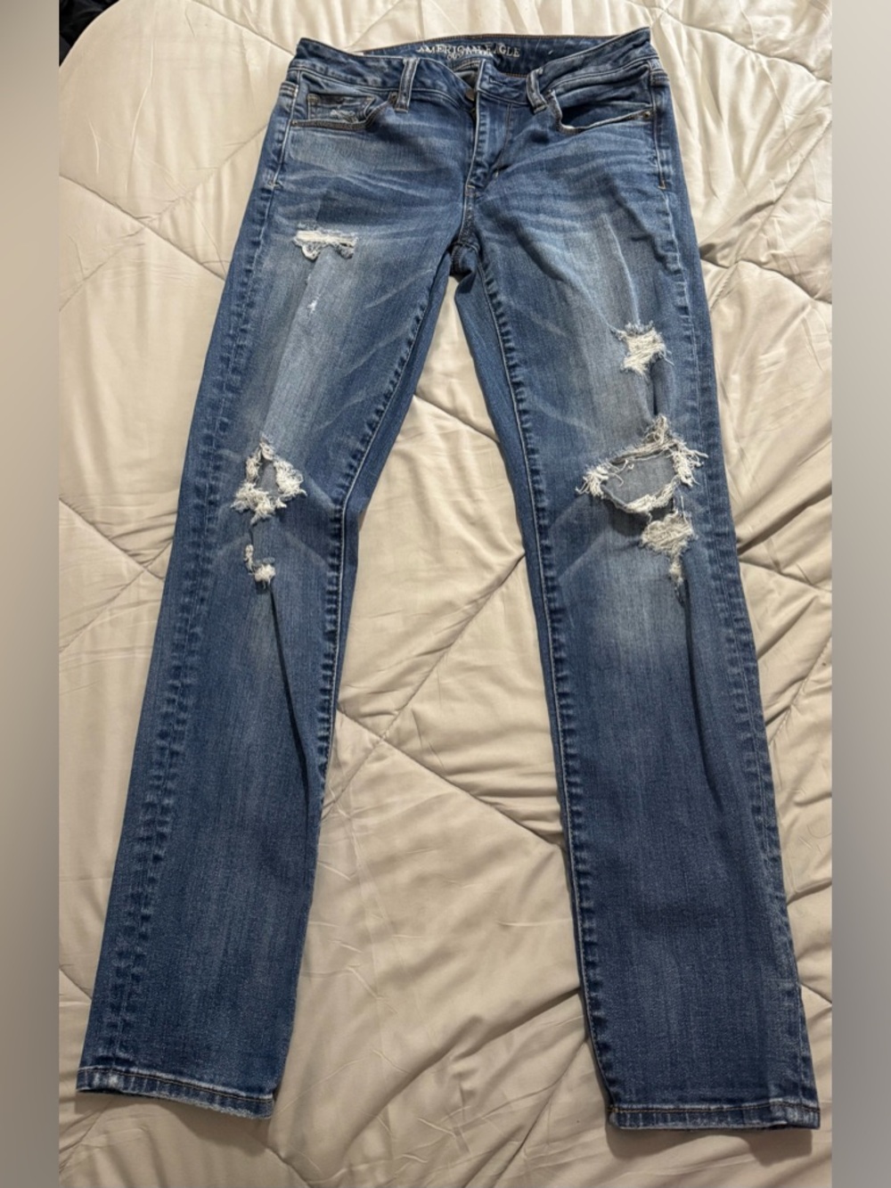 American Eagle distressed skinny jeans